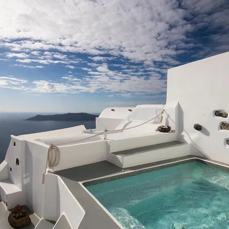 Irida - Santorini 4* Imerovígli