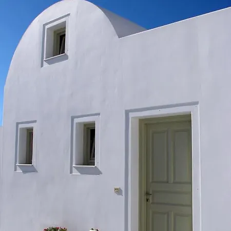Irida - Santorini Imerovígli