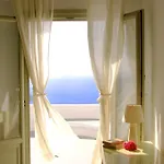 ゲストハウス Irida - Santorini 4*
