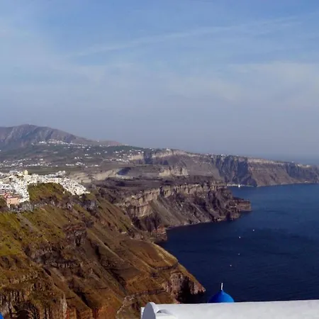 Irida - Santorini Guest house