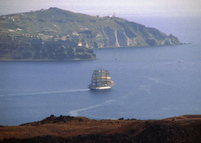 Irida - Santorini Imerovígli