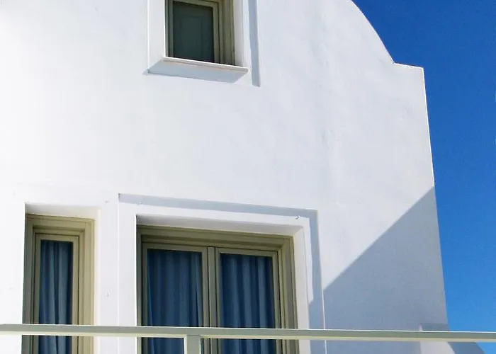 Гостевой дом Irida - Santorini 4*