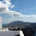Irida - Santorini 4*