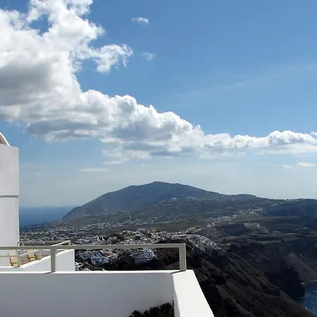 Irida - Santorini 4*