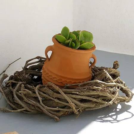 Konukevi Irida - Santorini