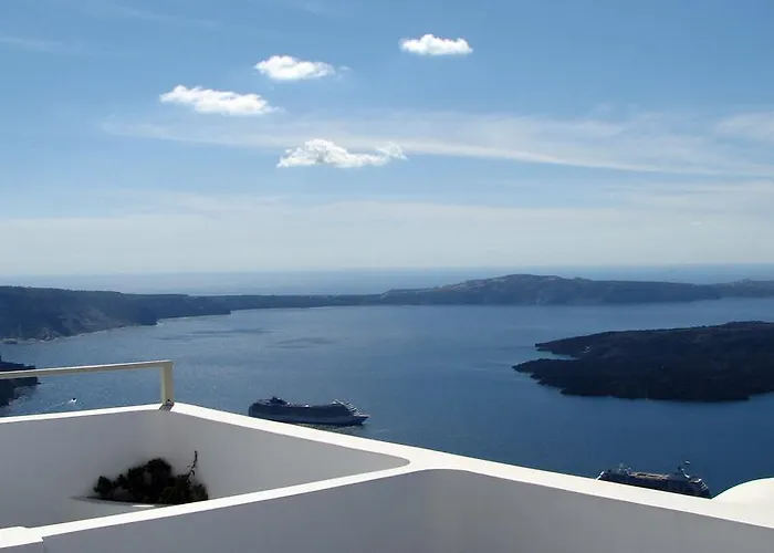 Irida - Santorini 4*